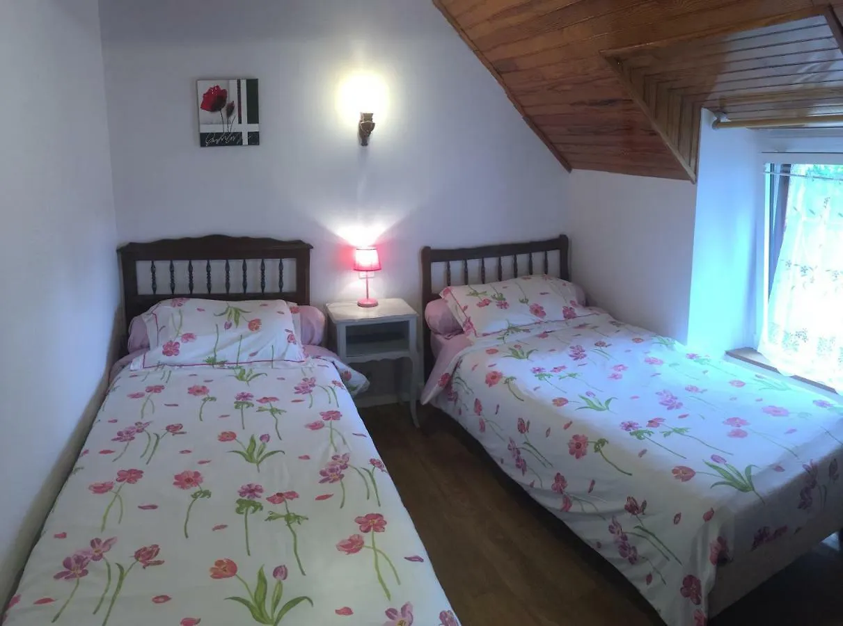 Les Chaumieres De Kerhouiden Hotel Baud Bed and breakfast