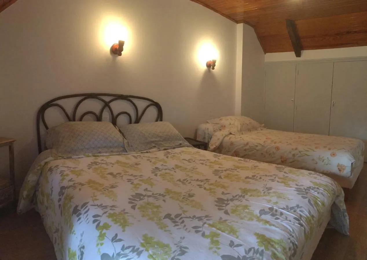 Bed and breakfast Les Chaumieres De Kerhouiden Hotel Baud